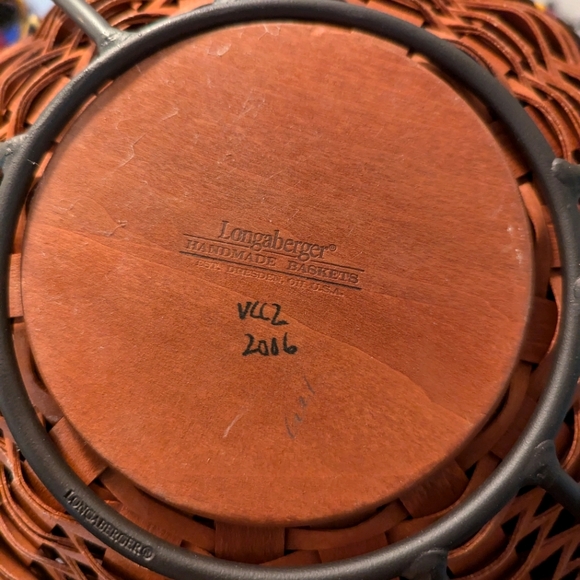 Vintage Y2K Longaberger Handmade Halloween Basket with Spider Stand - Picture 11 of 12